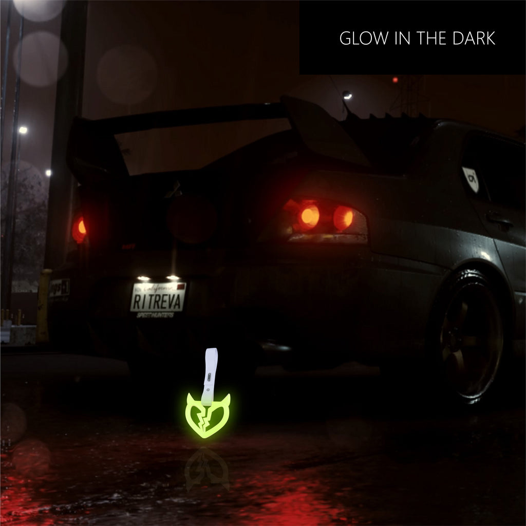 Brand New Devil Demon Broken Heart Pink Glow In The Dark Green JDM TSURIKAWA Ring Subway Train Bus Handle Strap Charm Drift