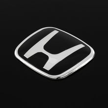 Load image into Gallery viewer, BRAND NEW JDM BLACK H EMBLEM FOR STEERING WHEEL CIVIC &amp; FIT &amp; S2000 &amp; CRZ 54MM X 43MM