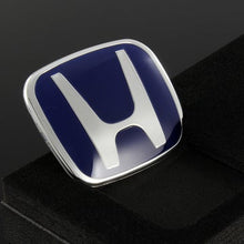 Load image into Gallery viewer, BRAND NEW JDM BLUE H EMBLEM FOR STEERING WHEEL CIVIC &amp; FIT &amp; S2000 &amp; CRZ 54MM X 43MM