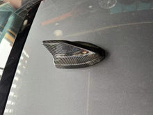 Load image into Gallery viewer, BRAND NEW 2024-2025 FORD MUSTANG REAL CARBON FIBER SHARK FIN ANTENNA COVER CAP