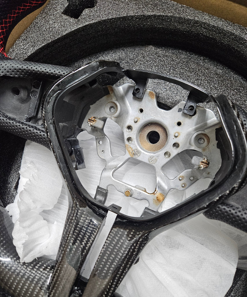 BRAND NEW 2017-2022 INFINITI Q60 Real Carbon Fiber Steering Wheel