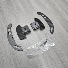 Load image into Gallery viewer, BRAND NEW Audi R8 2015-2023 Real Carbon Fiber Replacement Magnetic Paddle Shifter