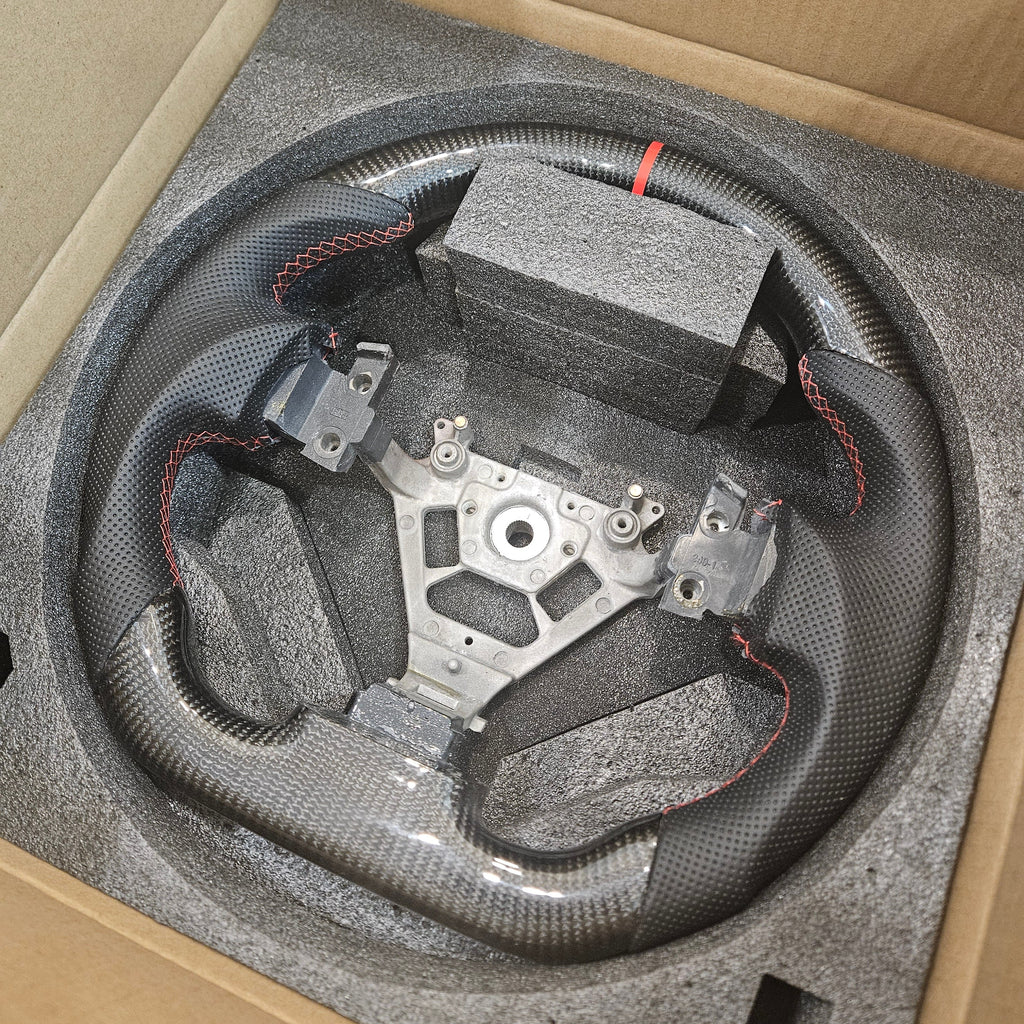 BRAND NEW 2003-2009 Nissan 350Z Fairlady Z Real Carbon Fiber Steering Wheel