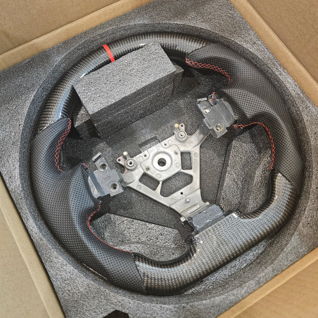 BRAND NEW 2003-2009 Nissan 350Z Fairlady Z Real Carbon Fiber Steering Wheel