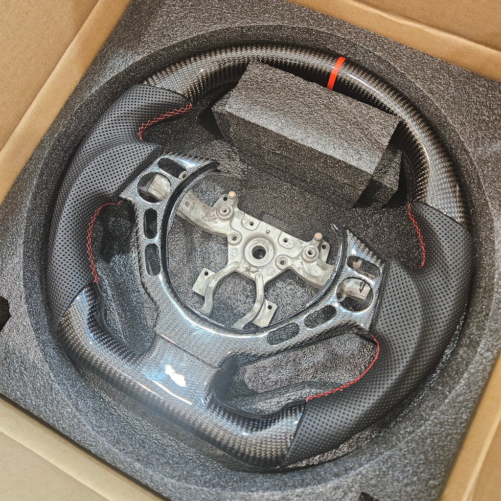 BRAND NEW 2009-2016 Nissan R35 GTR W/Trim Real Carbon Fiber Steering Wheel
