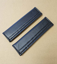 Load image into Gallery viewer, Brand New Universal 2PCS HONDA Carbon Fiber Car Seat Belt Covers Shoulder Pad